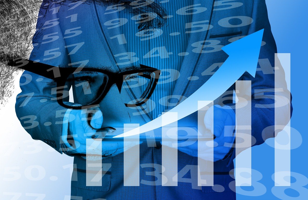 探索传奇游戏的盈利之道，知乎用户的经验分享